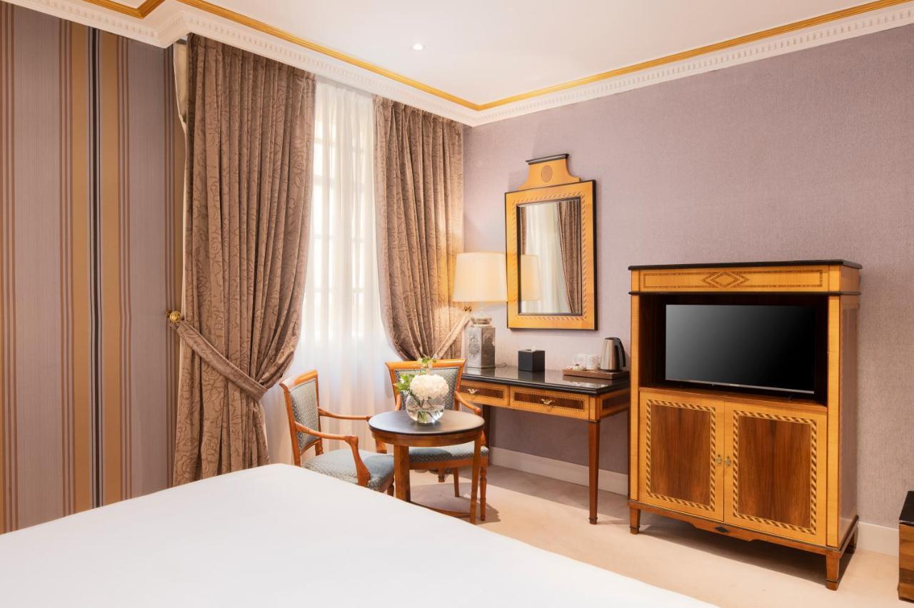 Eurostars Hotel De La Reconquista Oviedo Luaran gambar A room at the hotel